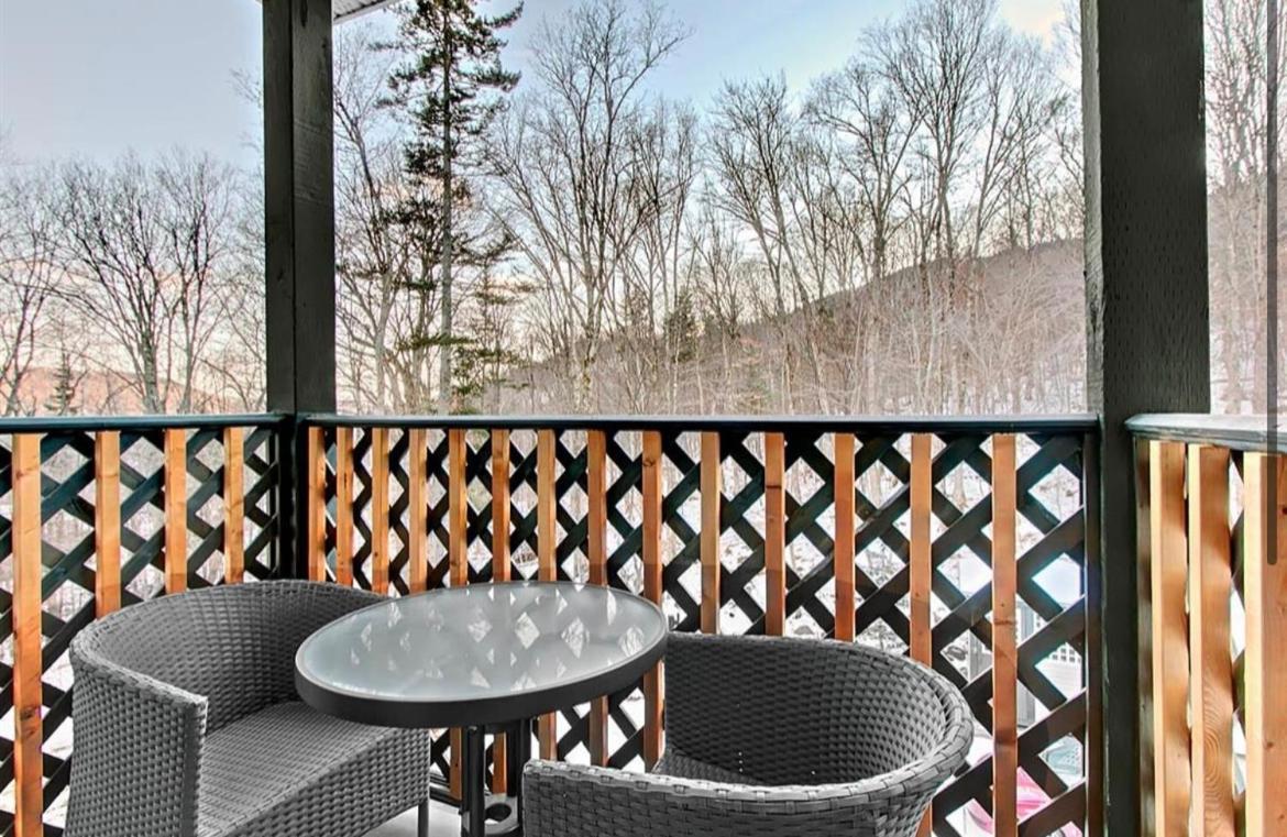 Condo Ski-In Ski-Out 스톤햄 외부 사진